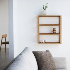 Furniture by Sinnerup Hylder-Akeru II væghylde 3H, FSC-certificeret egetræ