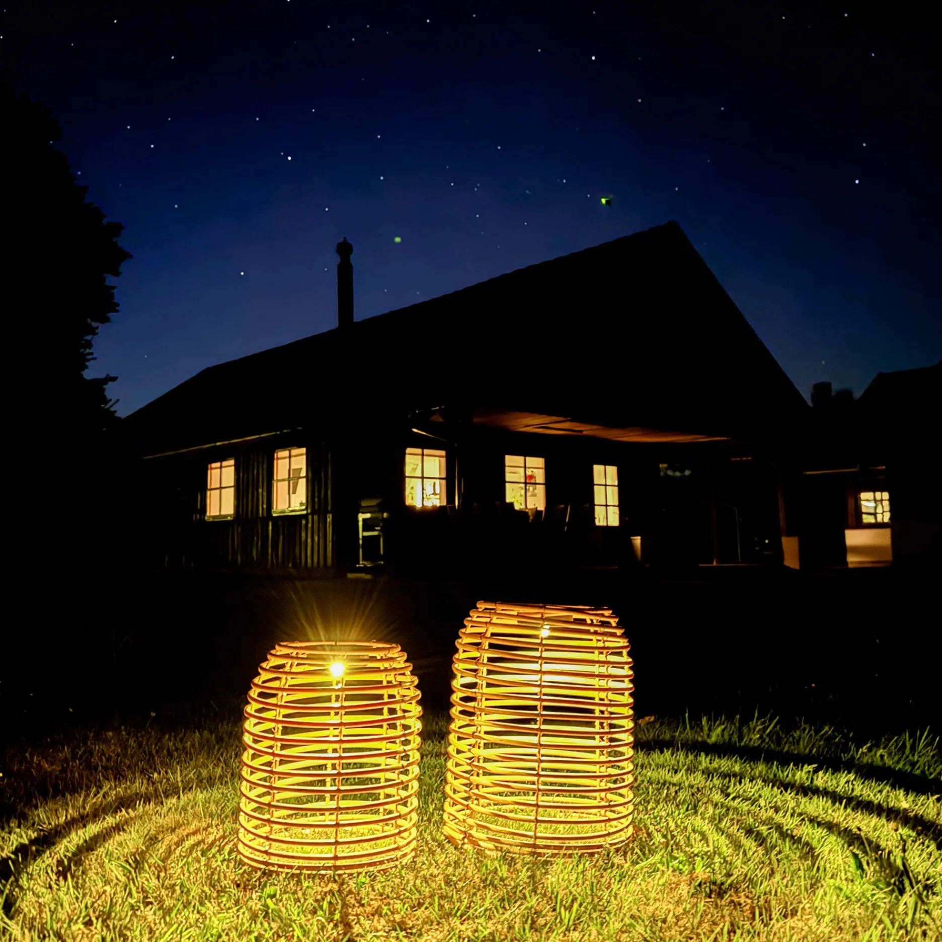 Sinnerup Lanterner|Bordlamper-Beehive solcellelampe H31 cm