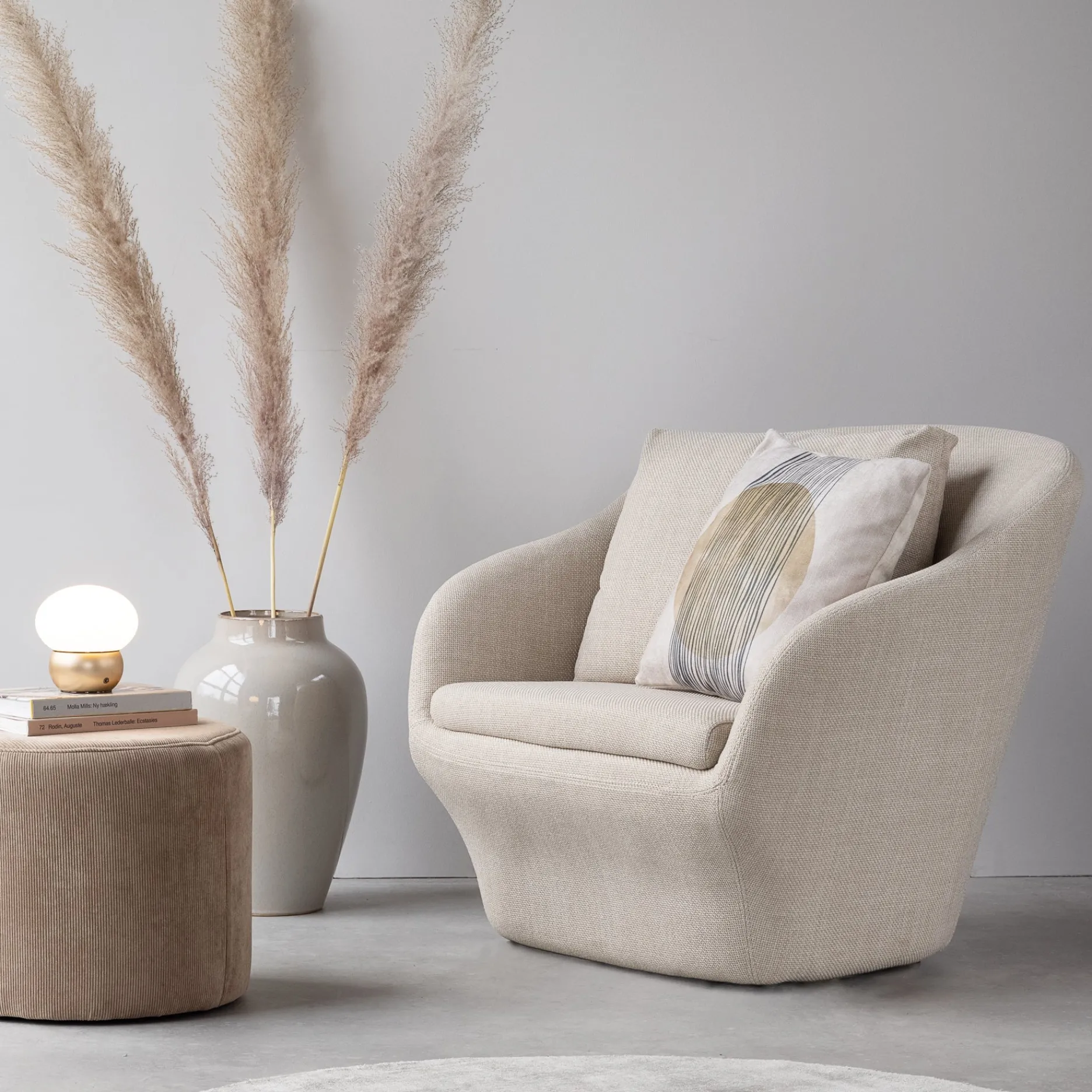 Furniture by Sinnerup Stole Tilbud|Loungestole-Embrace wide loungestol
