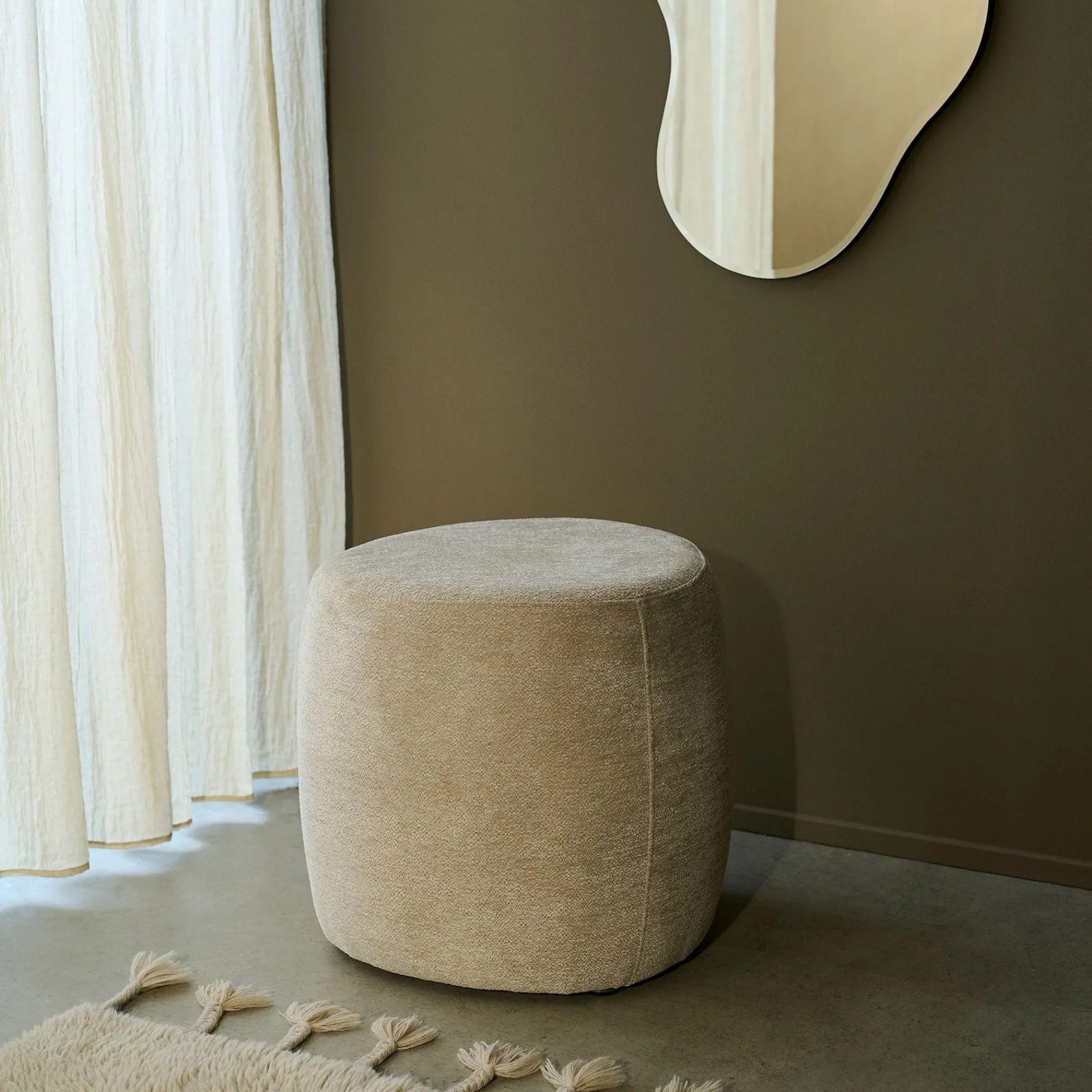 Furniture by Sinnerup Bænke|Puffer-Genie puf stof Ø49,5 cm