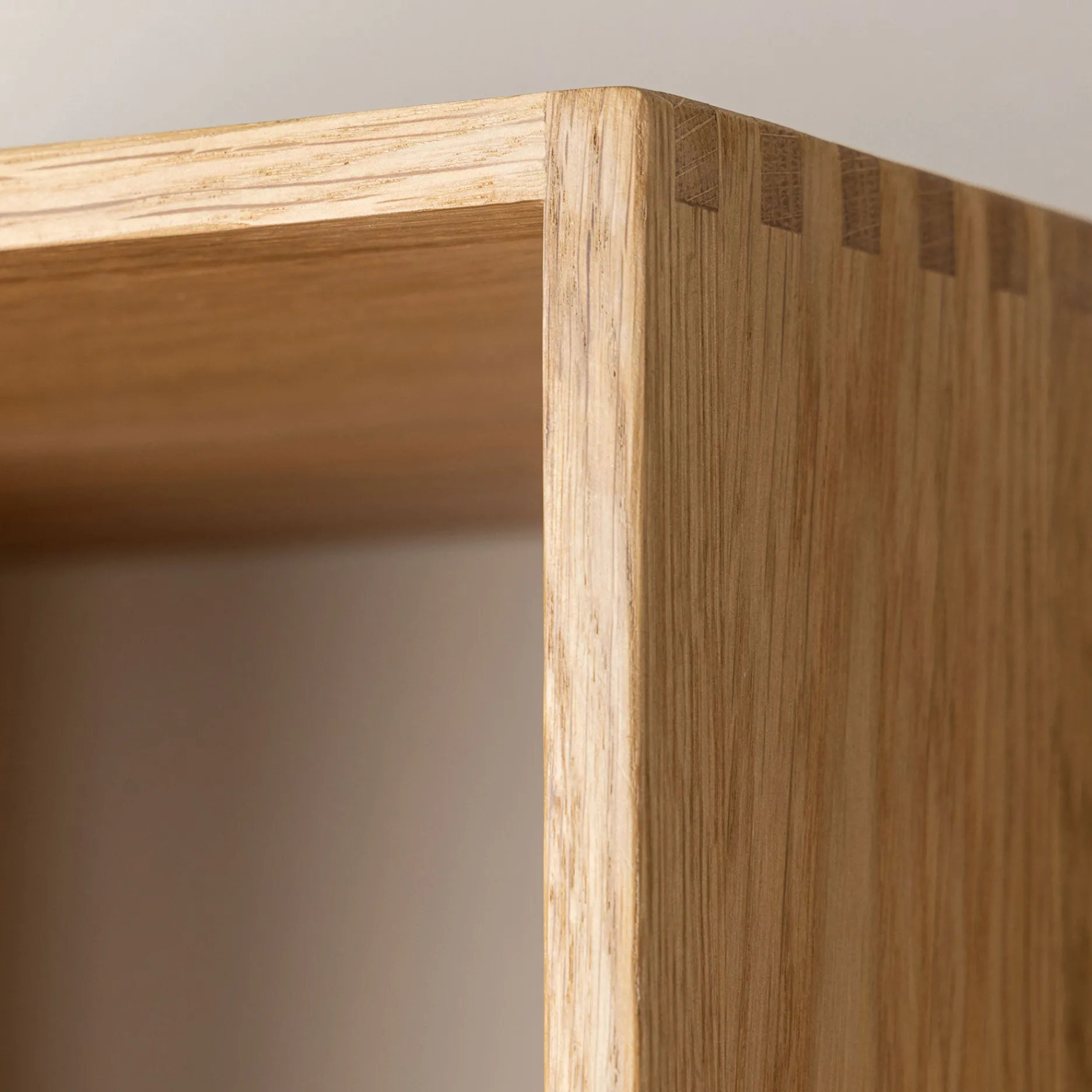 Furniture by Sinnerup Reoler-Keeper II reolmodul, FSC-certificeret egetræ 8H D30 cm