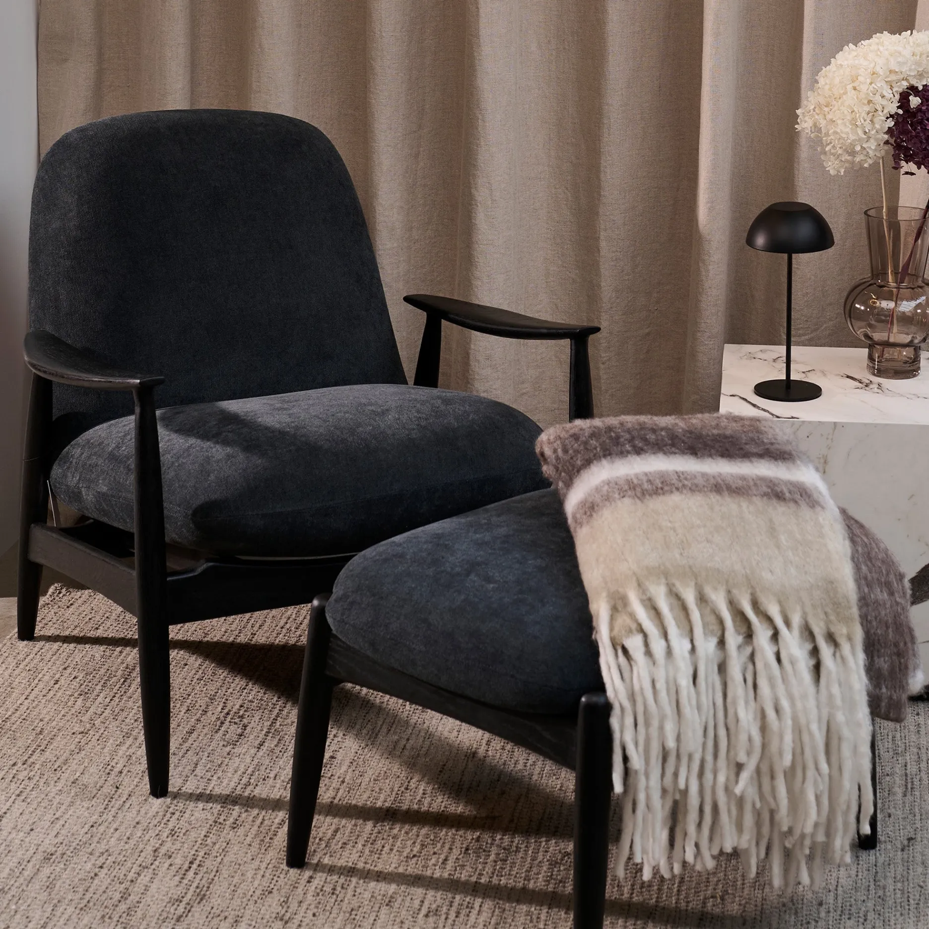 Furniture by Sinnerup Loungestole|Bænke-Korobi skammel