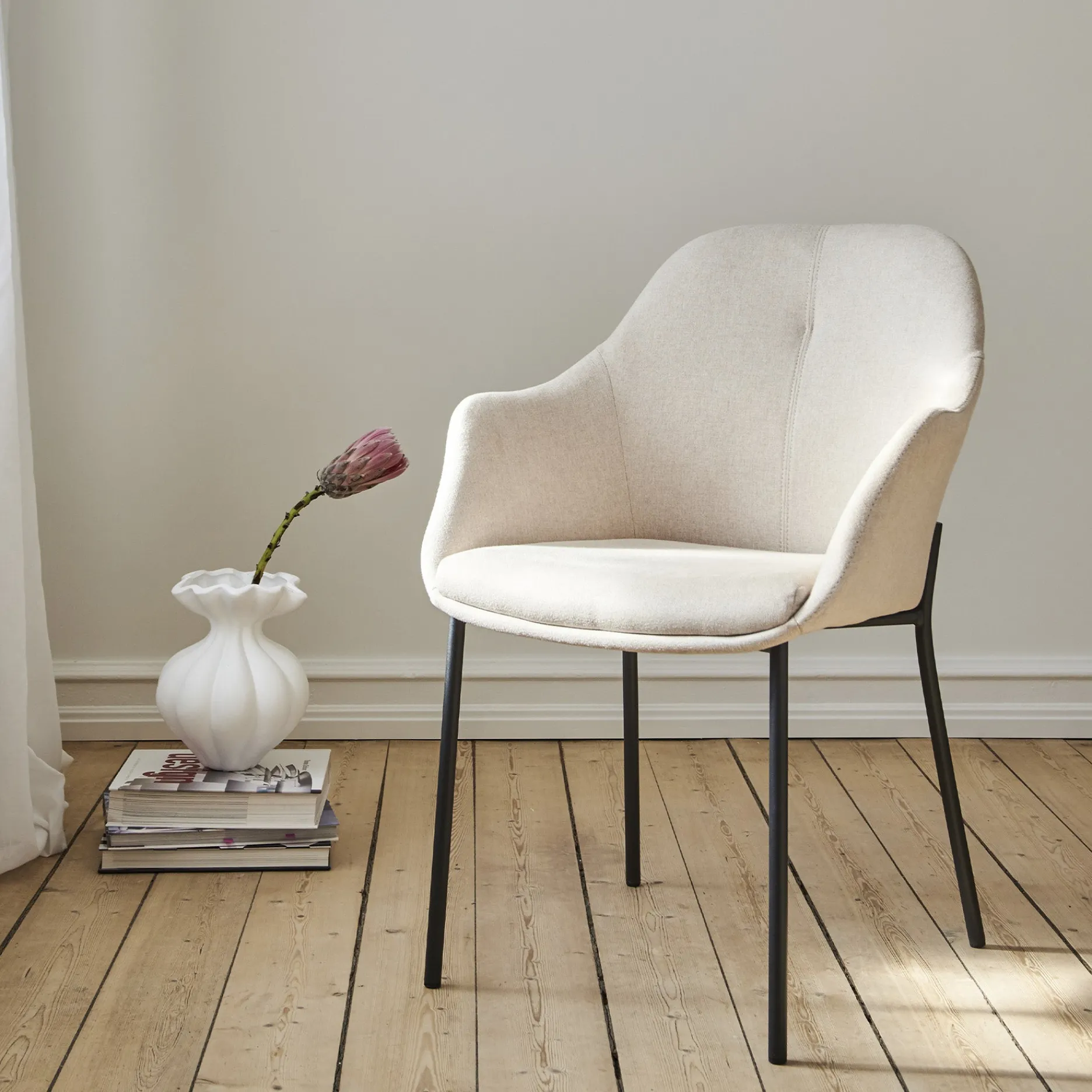 Furniture by Sinnerup Spisebordsstole-New Age spisebordsstol stof m. faste ben
