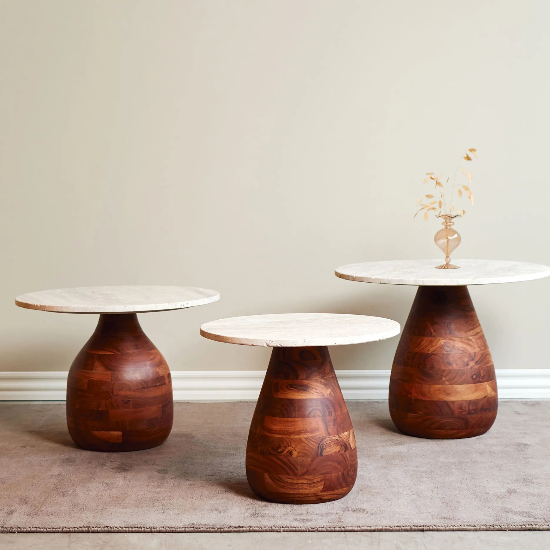 Furniture by Sinnerup Sofaborde-Piedra sofabord i travertine Ø55 cm