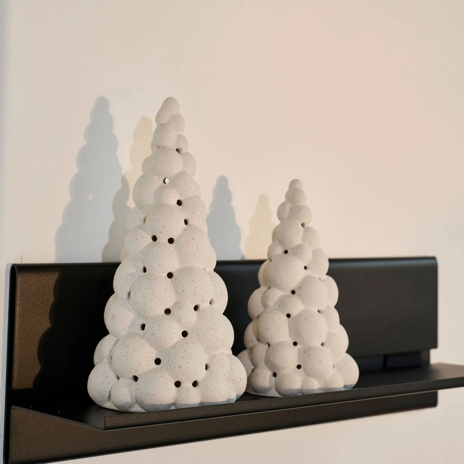 Sinnerup Figurer|Figurer-Porcelæn deco træ