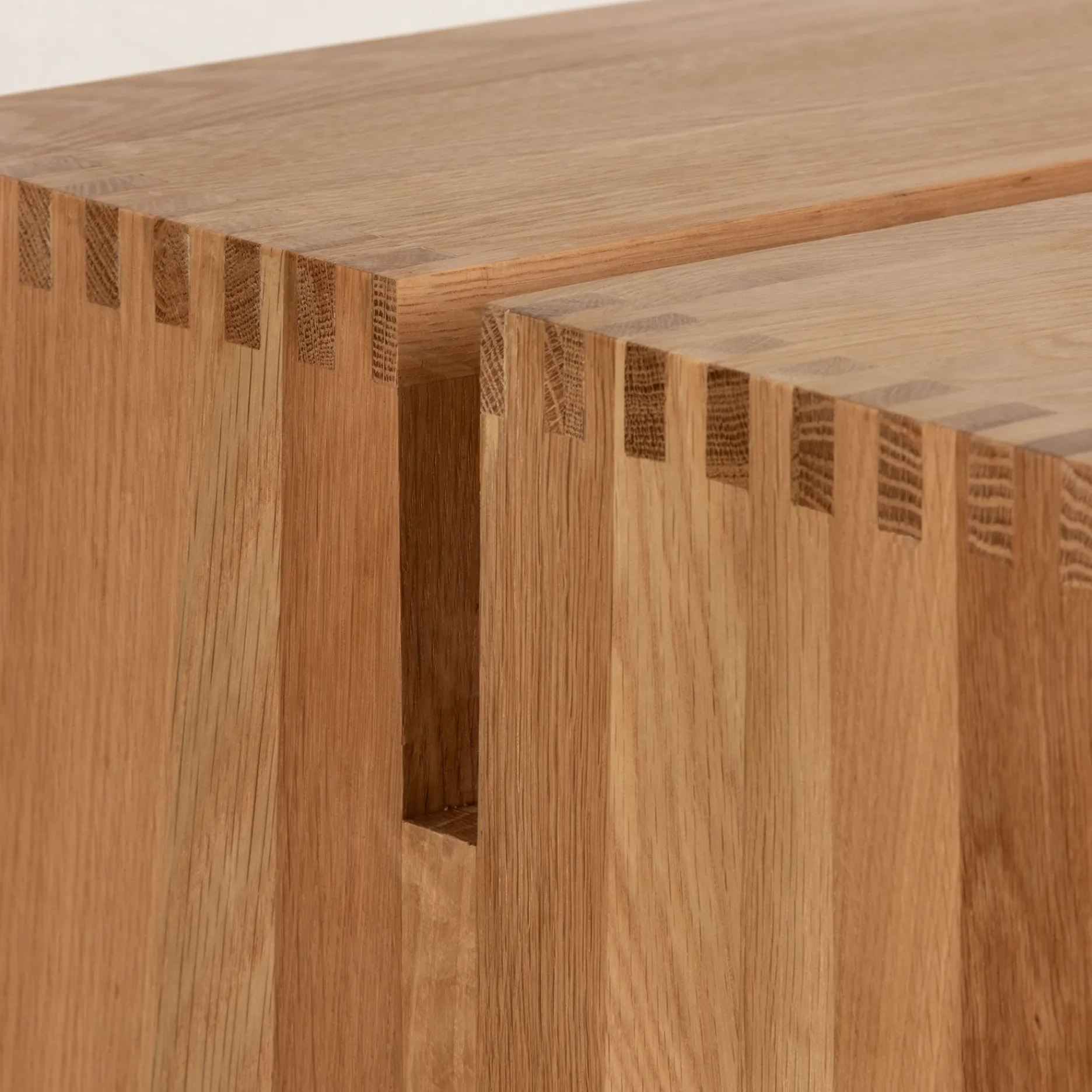 Furniture by Sinnerup Sideborde|Sengeborde-Rei sidebord/trappestige