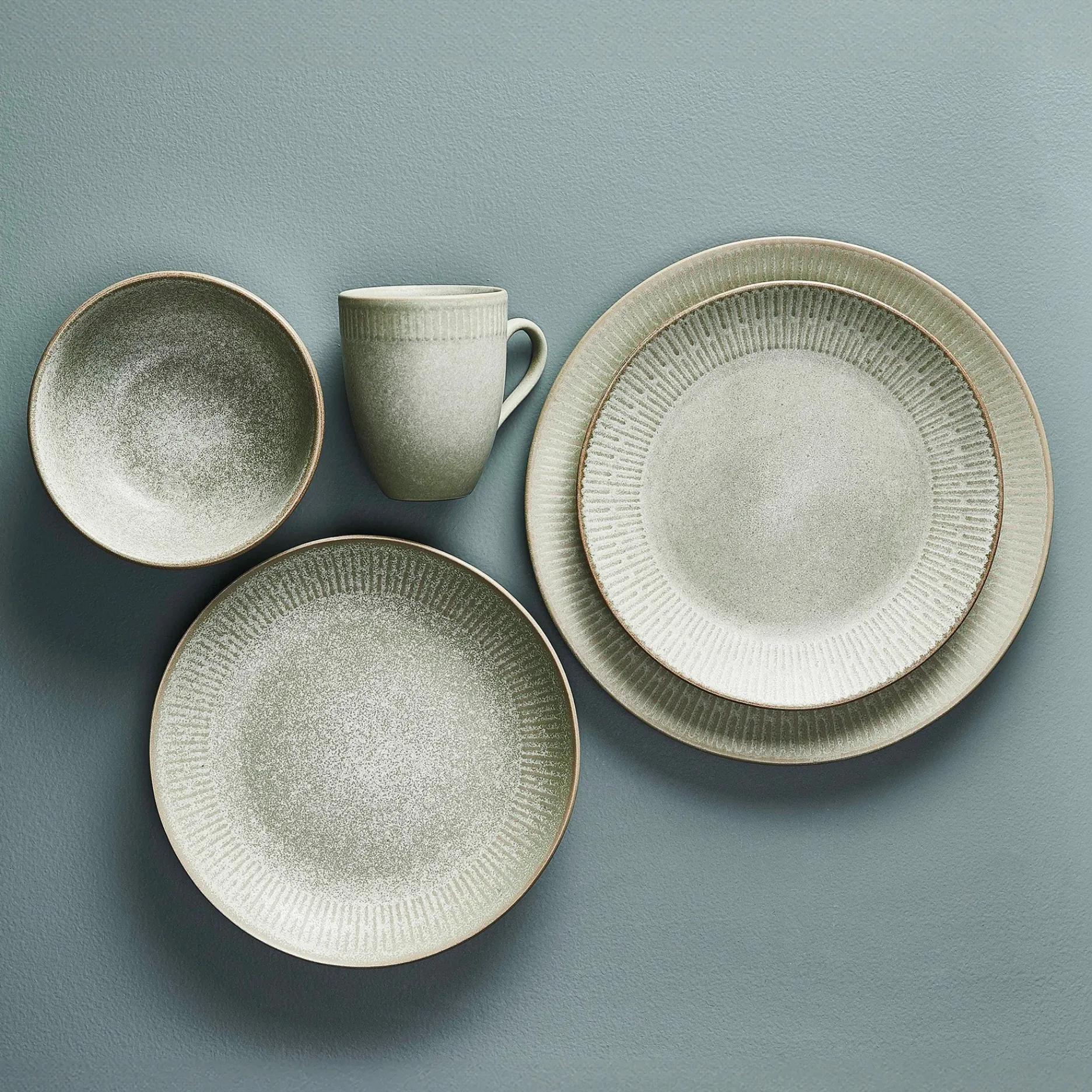 Aida Tilbud|Stel-Relief middagstallerken Ø27 cm stentøj grøn
