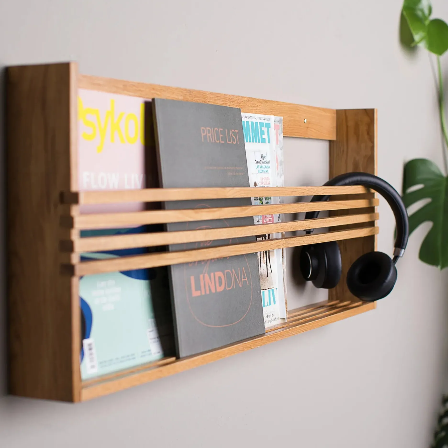 Furniture by Sinnerup Hylder|Tilbud-Samsø Vintage magasinholder