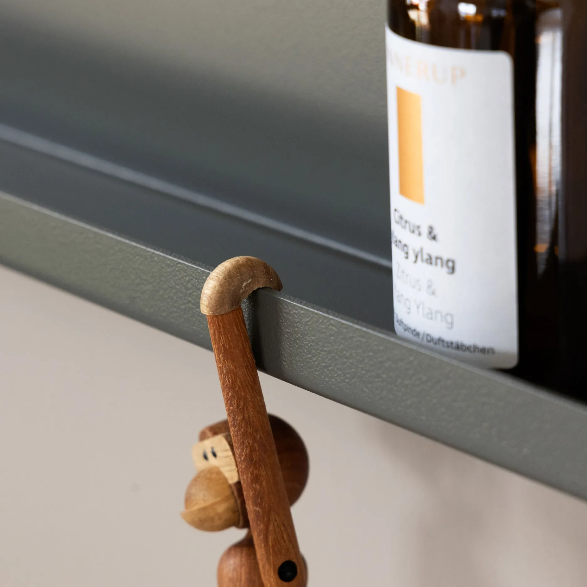 Furniture by Sinnerup Hylder-Shape It gallerihylde, L90 cm