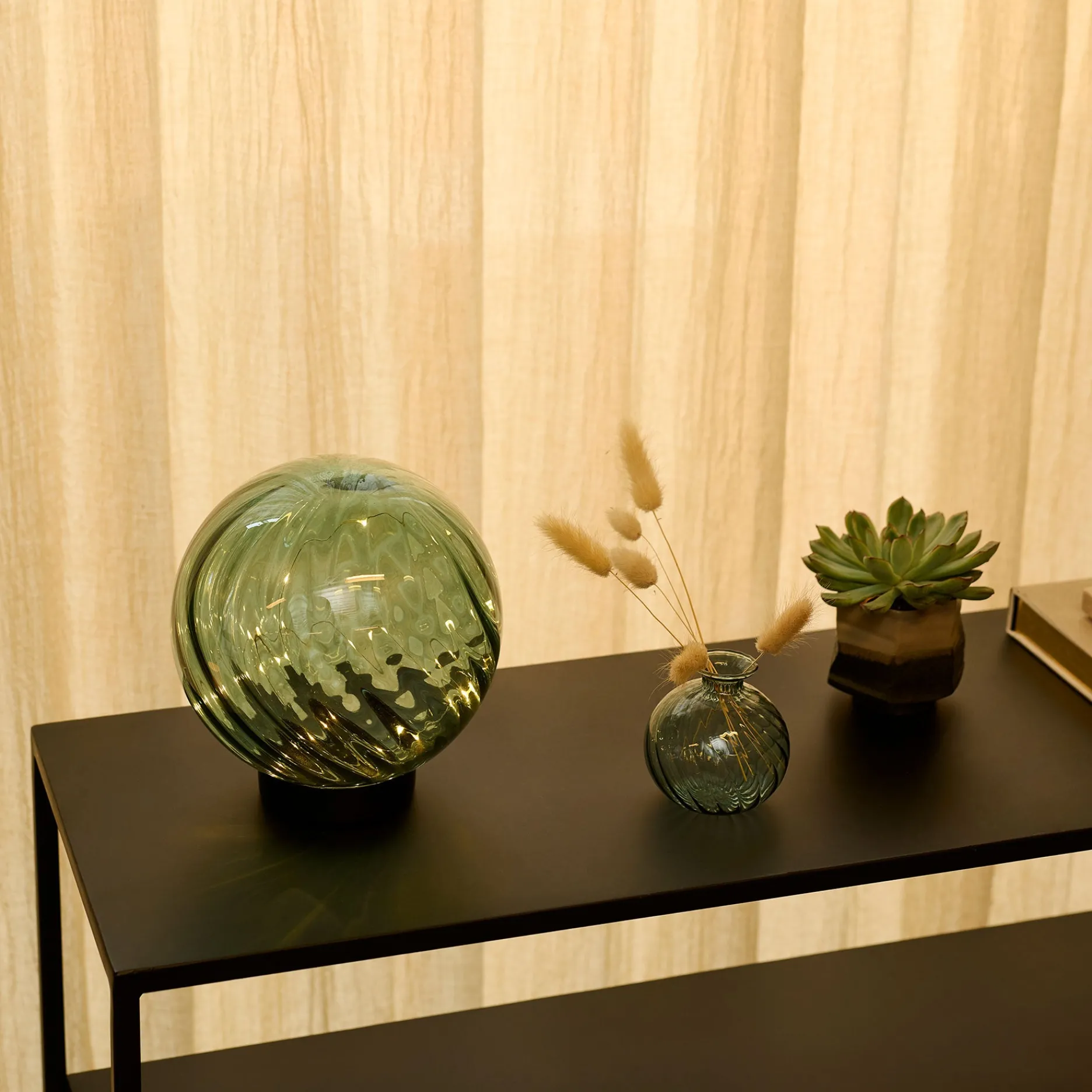 Sinnerup Bordlamper|Lamper & Belysning-Sphere lampe m LED
