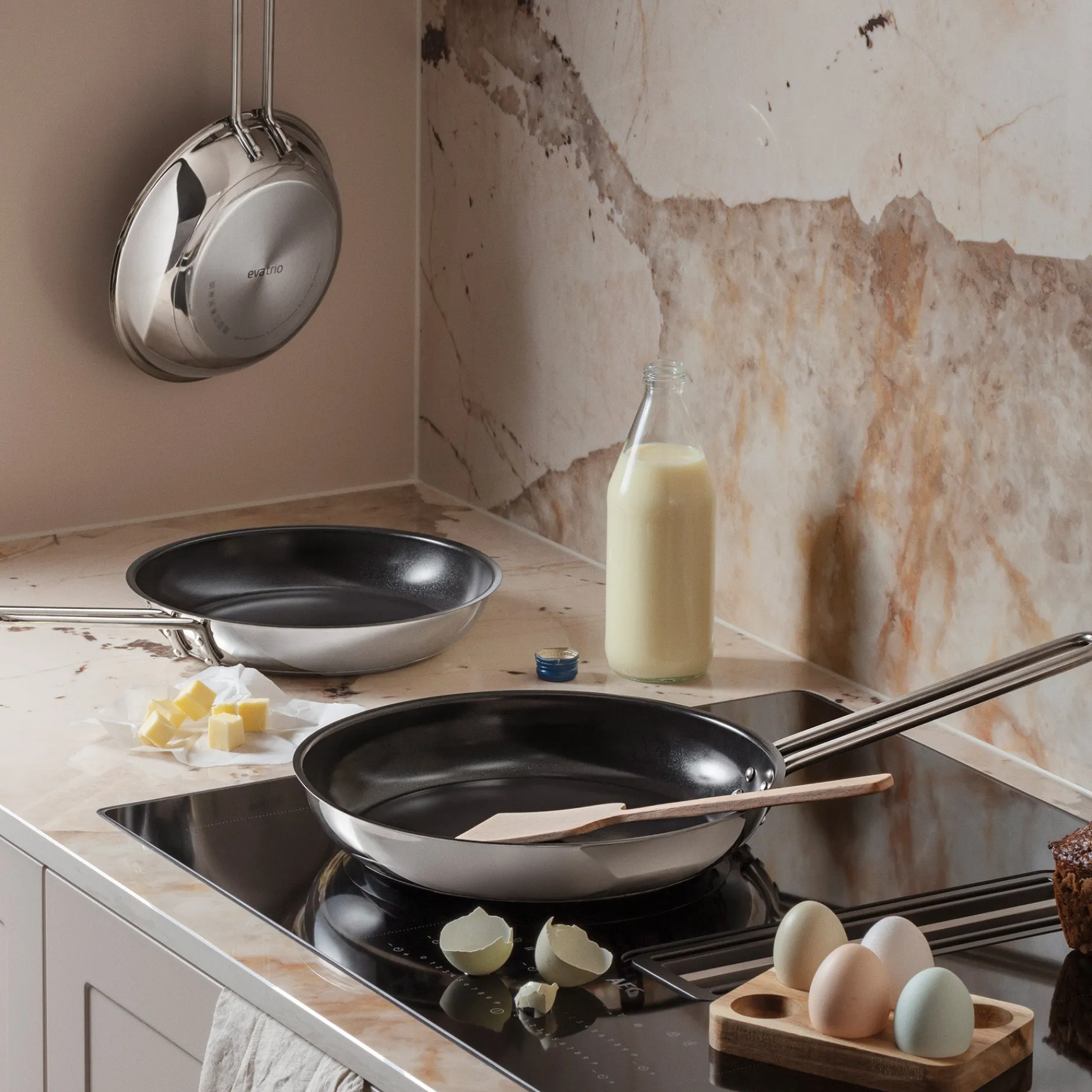 Eva Trio Pander-Stainless Steel stegepande Ø24 cm keramisk