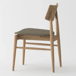Furniture by Sinnerup Spisebordsstole-Vedersø spisebordsstol u. armlæn - Stof