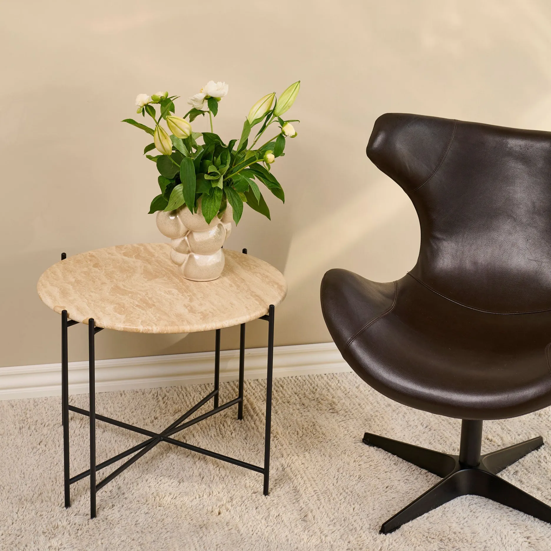 Furniture by Sinnerup Sofaborde-Viola III sofabord i travertin Ø60 cm
