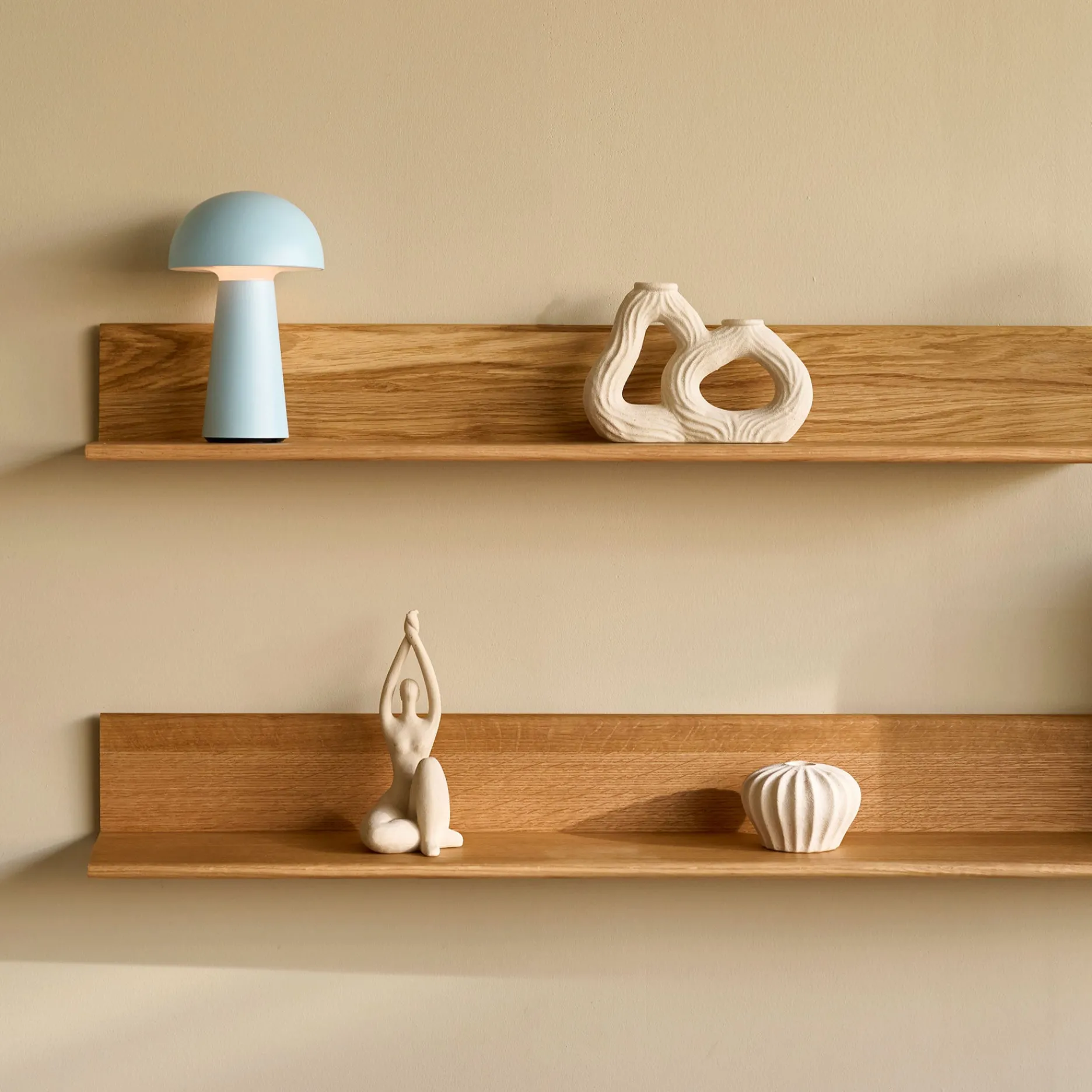 Furniture by Sinnerup Hylder-Wood II basic hylde FSC certificeret egetræ, L90 cm
